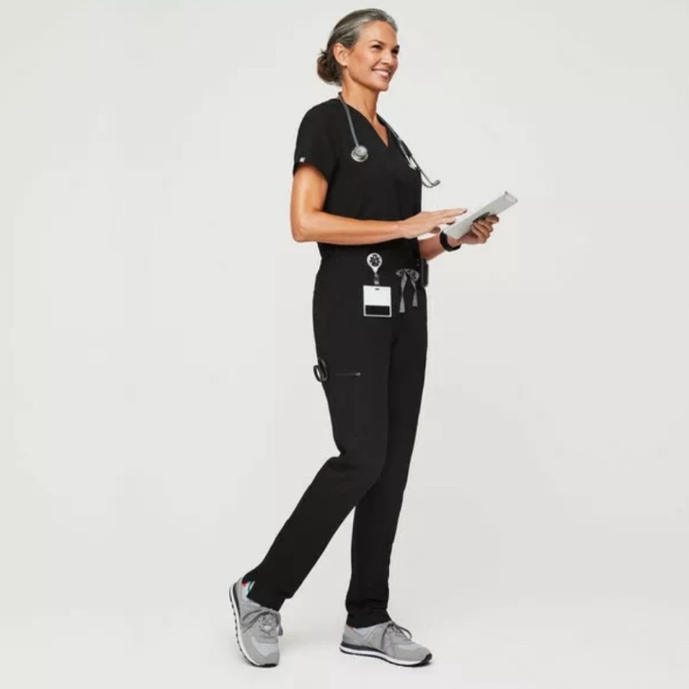 Women’s  Figs Yola Skinny Scrub Pant, black, XXS